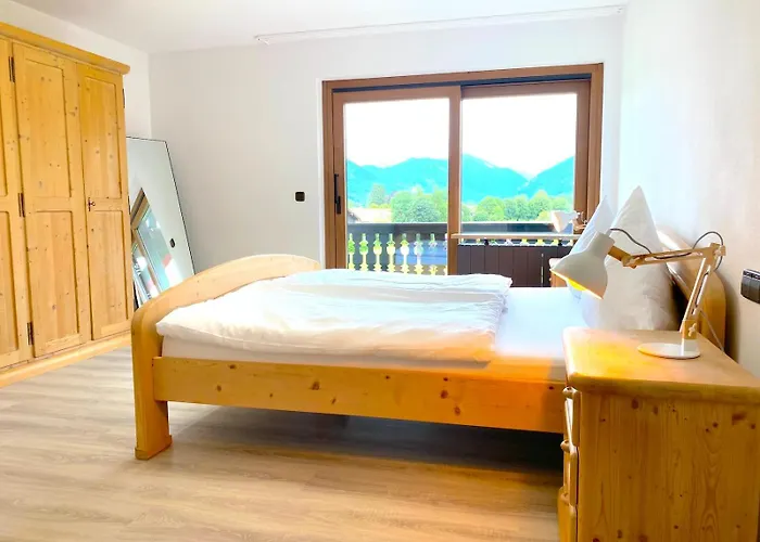 Appartement Grosszuegige Am Tegernsee Mit Suedbalkon Und Wallbergblick *