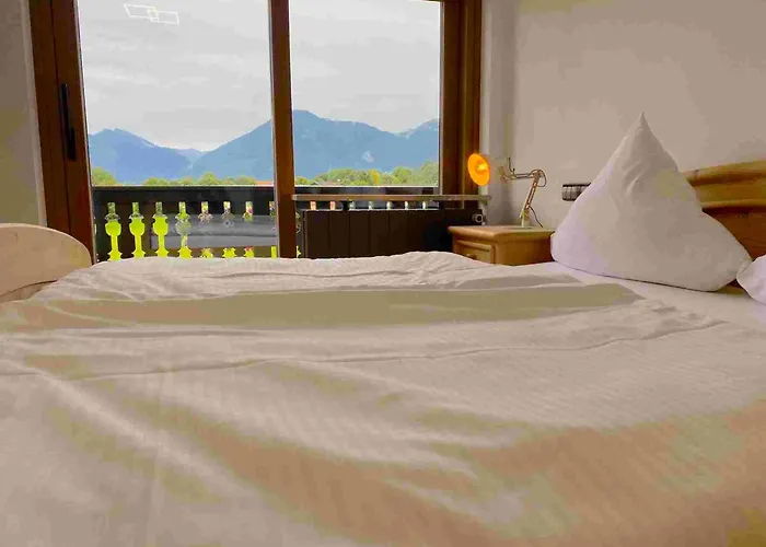 Grosszuegige Am Tegernsee Mit Suedbalkon Und Wallbergblick Bad Wiessee